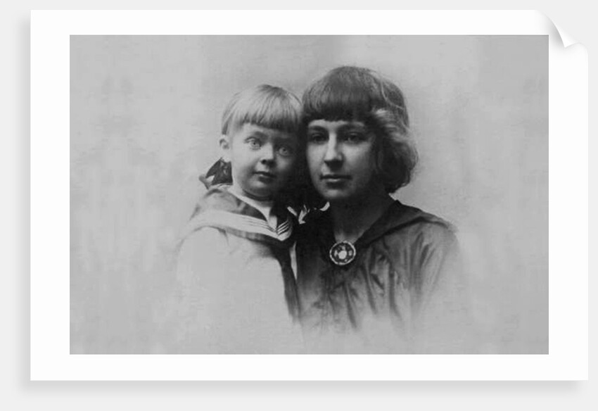 Marina Tsvetaeva with daughter Ariadne, 1916 by Anonymous