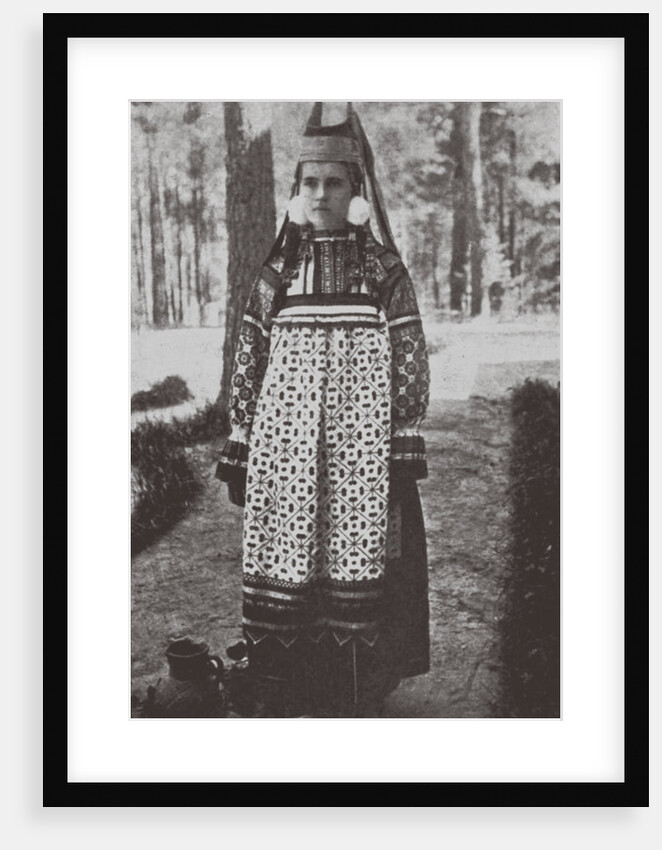 Ryazan Province womans festive dress, 1900s-1910s by Anonymous