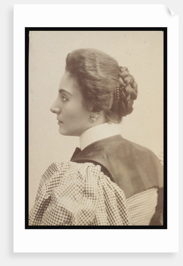 Portrait of of Gemma Bellincioni by Giacomo Brogi