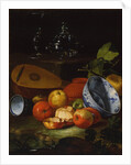 Mandolin, cup and bowl, porcelain, apples, 1706 by Cristoforo Monari