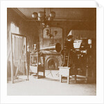 A lady pianist at the first Emil Berliner studio in London, Cockburn Hotel, 1898 by Anonymous