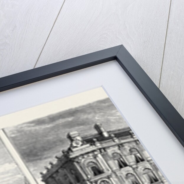 Hull: Russian Gun on the Pier, Offices of the Hull Banking Company by Anonymous