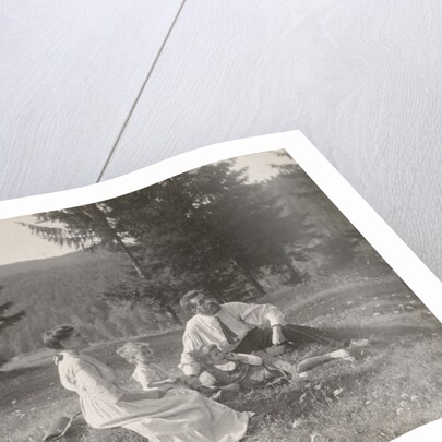Waldemar Titzenthaler, the photographer, with his wife Olga and children Marba and Eckart sitting on a glade by Waldemar Titzenthaler