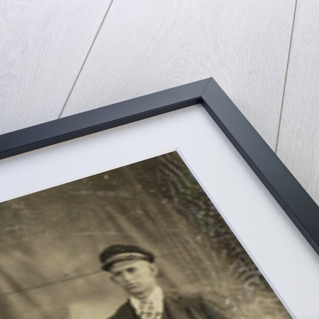 Group portrait of two men and three women by Anonymous