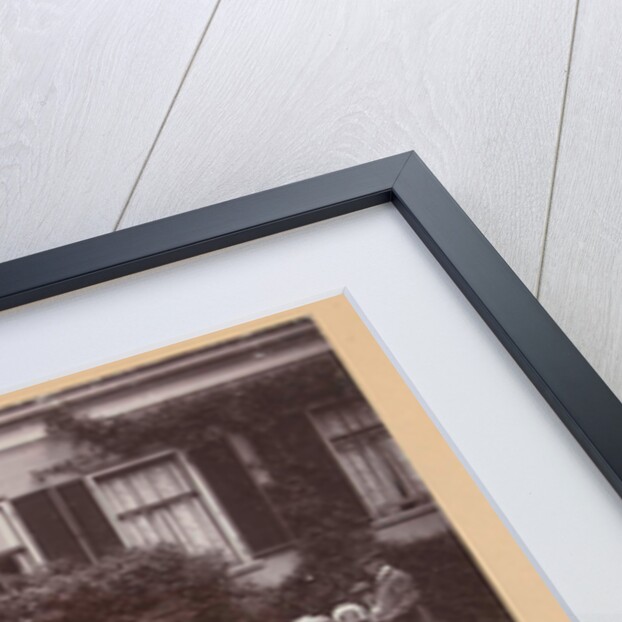 Group of people in a carriage with four horses for country Nimmerdor, Amersfoort by Henry Pauw van Wieldrecht