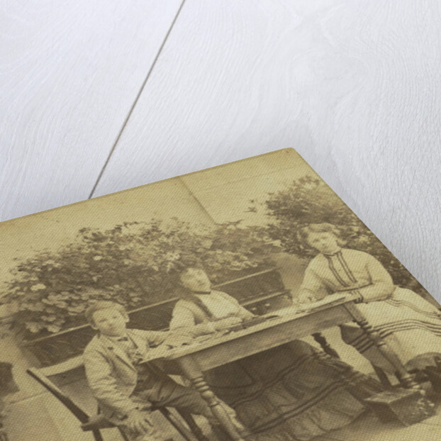 Portrait of Martin Iman Pauw van Wieldrecht, Agnes Henriette Pauw van Wieldrecht and Miss Badollet by Matthieu Christiaan Hendrik Pauw van Wieldrecht