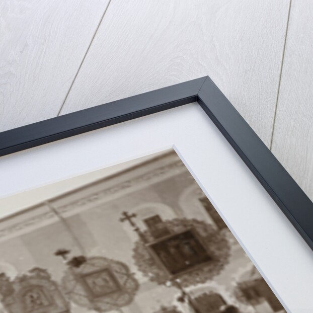 Procession with religious images on the Kremlin, Russia by Henry Pauw van Wieldrecht
