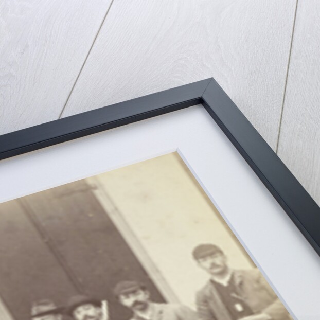 Group portrait of hunt with Maarten and Henry Pauw van Wieldrecht by Henry Pauw van Wieldrecht