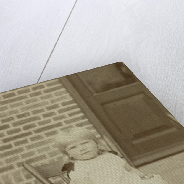 Portrait of Herman Marius Boelen (born 1885) as a baby on a stool by C.W. Bauer