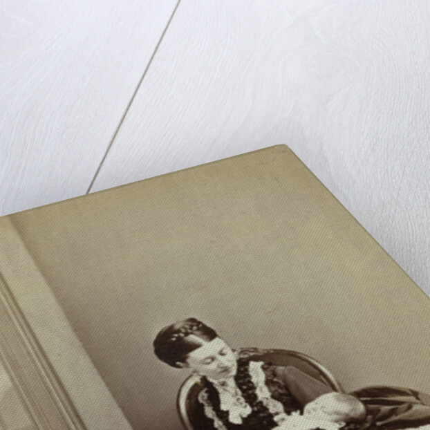 Portrait of Princess Helena of Waldeck Pyrmont with baby by Richard Allen & Son