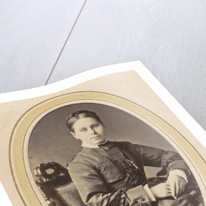 Portrait of a woman with a dress and tied tail by A. Böeseken