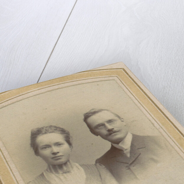 Portrait of a woman and a man with a pince-nez, M. Buttinghausen c. 1873 - c. 1895 by M. Büttinghausen