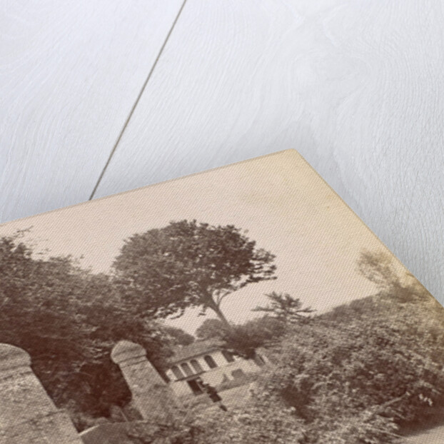 Travel Album H. Dunlop with pictures of landmarks in Persia, Scotland, Germany, Russia, China and Canada by Antoine Sevruguin