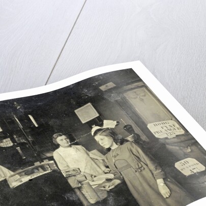 Interior of the (grocers?) Shop Fernantzen-Schmidtz, Prins Hendrikkade 146, Amsterdam by Anonymous