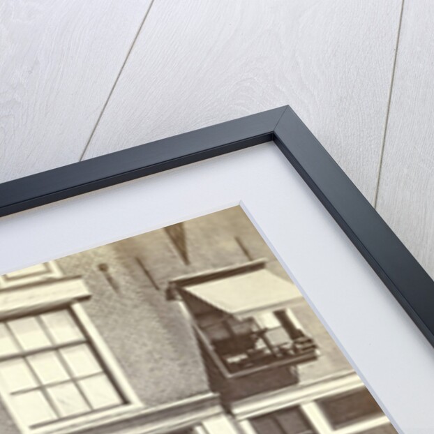 Sledge with horse on the Thorbeckeplein, Amsterdam by Anonymous