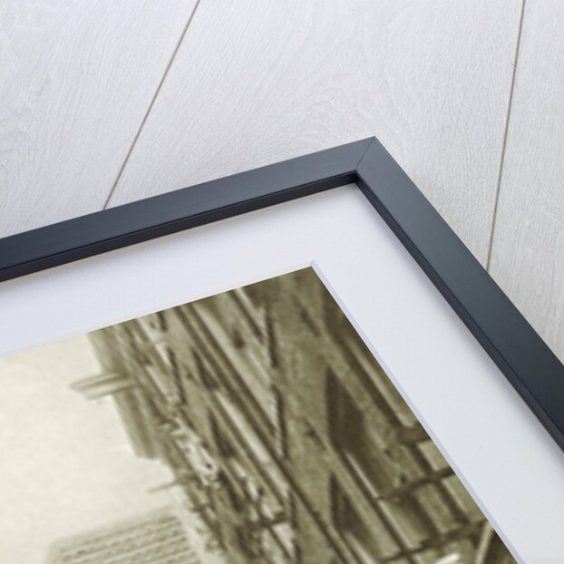 GVuile Weespad with dilapidated housing in Amsterdam by Anonymous