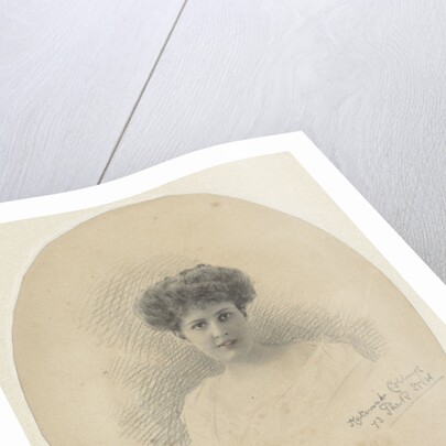 Oval colored portrait of Mrs Heemstra-Hollenberg de Beckfeldt by K. Collings