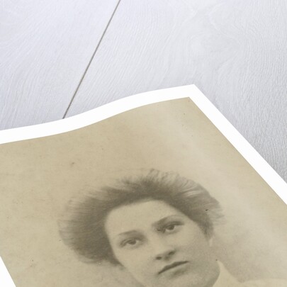Studio Portrait of woman, bust by Machiel Hendricus Laddé