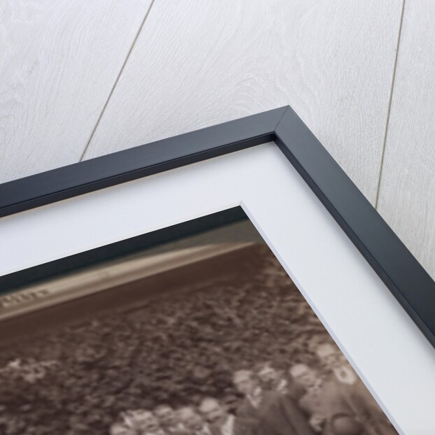 The newspaper men with Senator Kean, Secretary Loeb and, Secretary Barnes, Sagamore Hill, Oyster Bay, N.Y by Anonymous