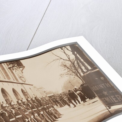 Gardes Républicains devant le Palais de Justice (Republican Guards in front of the Palais de Justice) by Eugène Atget