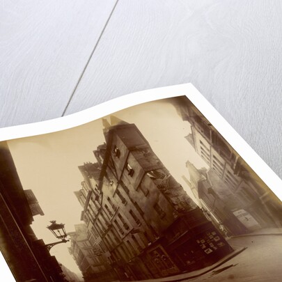 Vieille Cour, 22 rue Quincampoix (Old Courtyard, 22 rue Quincampoix) by Eugène Atget