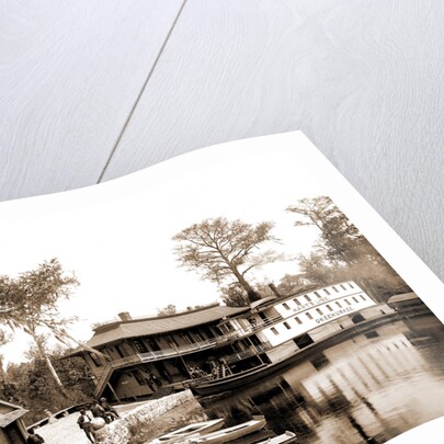 The Okeehumkee at wharf, Silver Springs by Anonymous