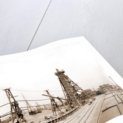 Phosphate elevators, Tampa pier by Anonymous