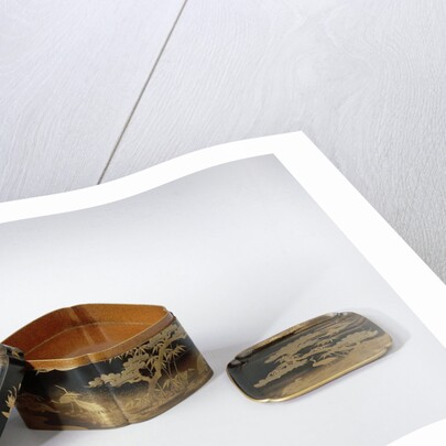 Stack Box, black lacquer and cranes and turtle in gold makie by Anonymous