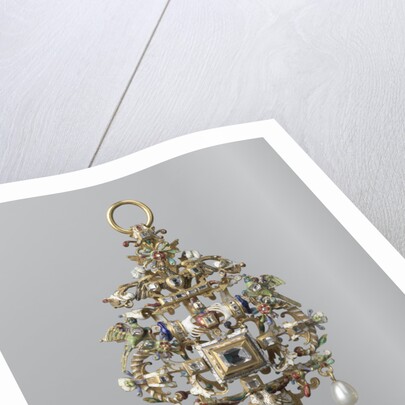 Pendant with closed hands together by Anonymous