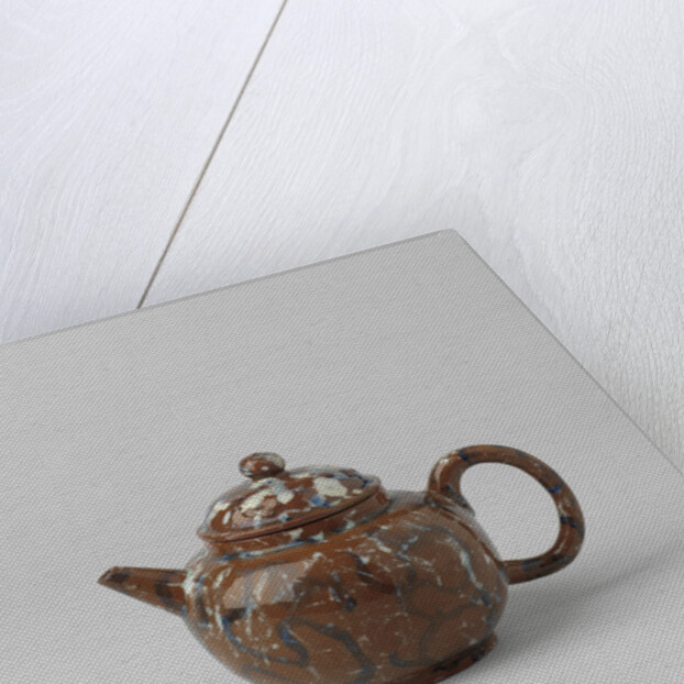 Teapot with lid, blue-white marbled. The lid features three rosettes in relief. by Anonymous