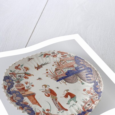 Round dish polychrome painted earthenware with Japanese decor by Anonymous
