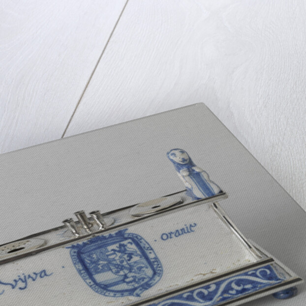 Inkstand with the coats of arms of Leiden, Delft and William III by Anonymous