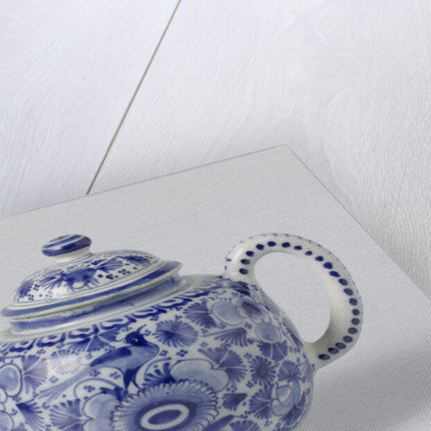 Teapot with lid of blue painted faience, on foot ring by Anonymous