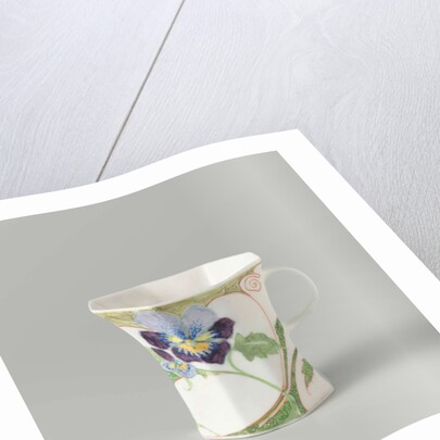 Cup, part of a set, painted with violins by C.W.J. 't Hart