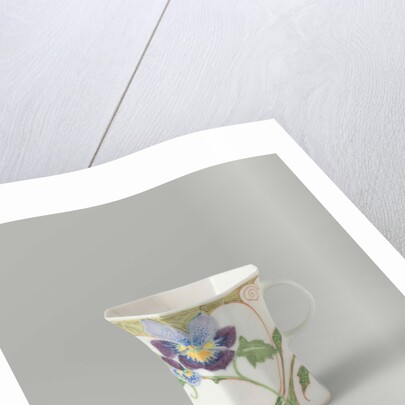 Cup, part of a set, painted with violins by C.W.J. 't Hart