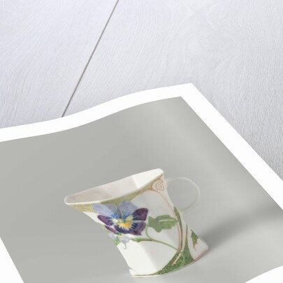 Cup, part of a set, painted with violins by C.W.J. 't Hart