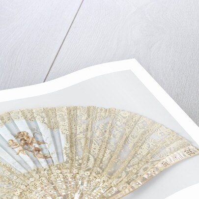 Folding fan with a sheet of tulle, on which bobbin and needle lace is appliqued and musical angels are painted with tempera, on a pearl frame by Anonymous