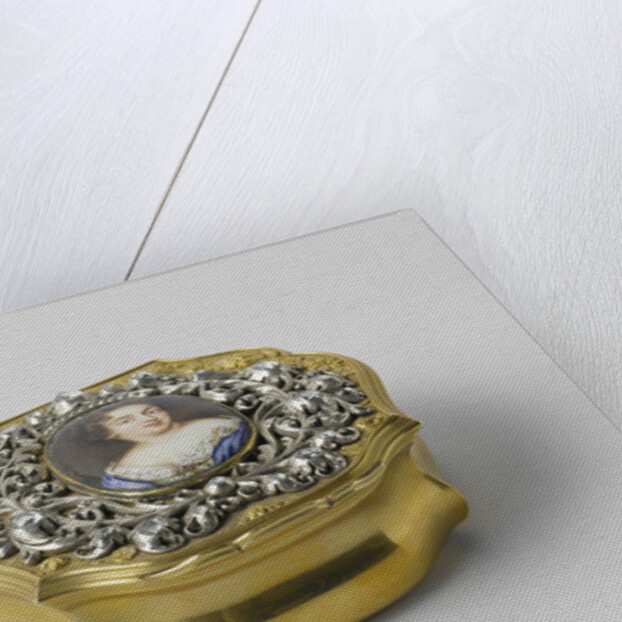 Snuffbox with a breast ornament with a portrait of Queen Mary, Henri La Pierre by Anonymous
