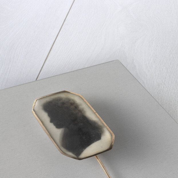 Broche met silhouet, Portrait of a woman by Anonymous
