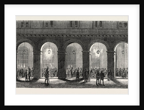 Subscribers to borrow 750 million at night, under the arches, and the day in the courtyard of the Ministry of Finance by Anonymous