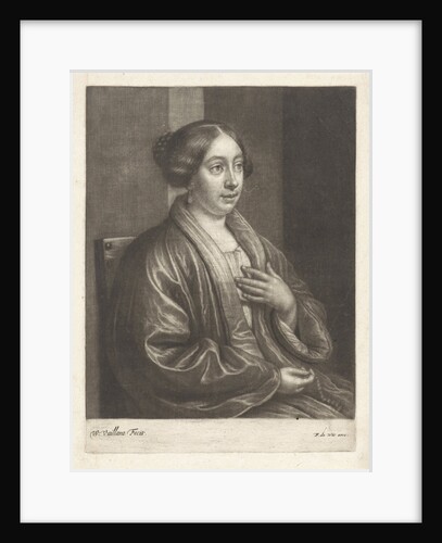 Portrait of a woman with a pearl necklace in hand by Frederik de Wit