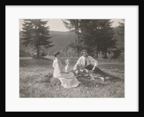 Waldemar Titzenthaler, the photographer, with his wife Olga and children Marba and Eckart sitting on a glade by Waldemar Titzenthaler