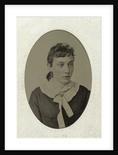 Portrait of a woman by Urlin & Beckley's Picture Gallery