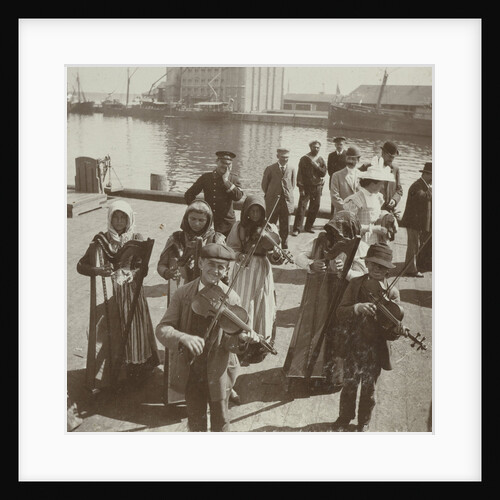 Group of children playing on musical instruments by Henry Pauw van Wieldrecht
