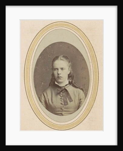 Photo album of a Dutch family with 168 cartes-de-visite and cabinet pictures by J.C. Reesinck