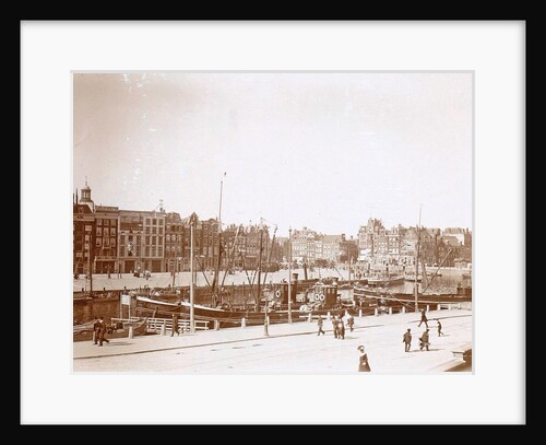 Family Album including pictures of Wijnhandel Kraaij & Co. Bordeaux Amsterdam by Anonymous