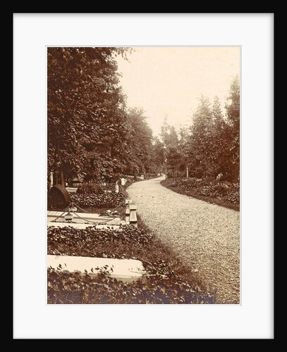 Family Album including pictures of Wijnhandel Kraaij & Co. Bordeaux Amsterdam by Anonymous