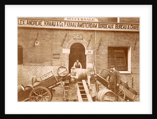 Staff Kraaij and Co. loading and unloading barrels and carts by Anonymous