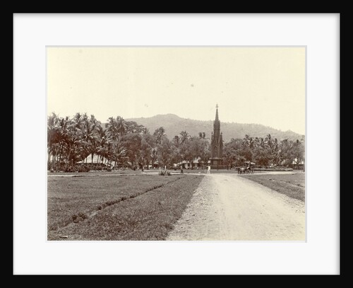 Monument on a square in the Dutch East Indies before a carriage and a velocipede, Indonesia by Christiaan Benjamin Nieuwenhuis