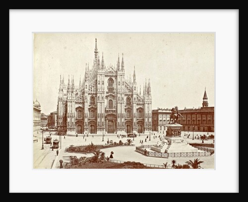 Travel Album with pictures of sights in Italy, Switzerland and the Dutch East Indies by Brogi